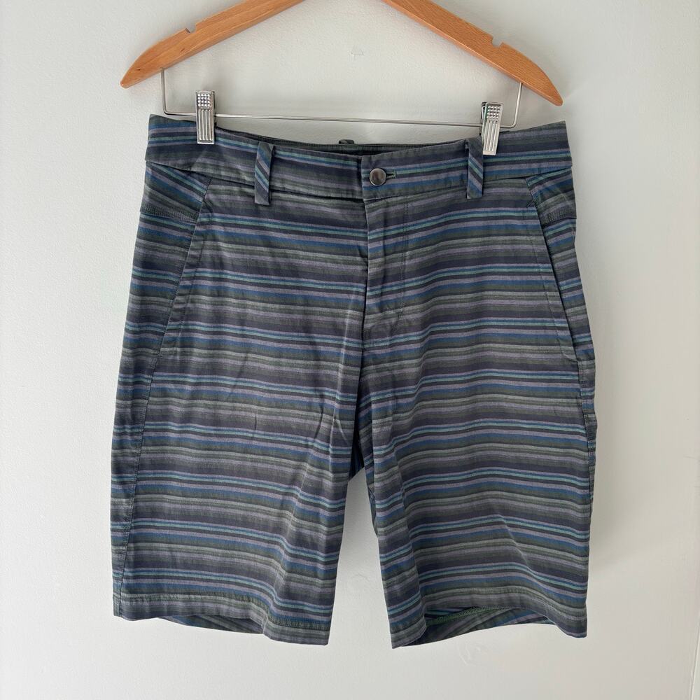Lululemon Men's Kahuna Striped Chino Shorts Casual Size 34